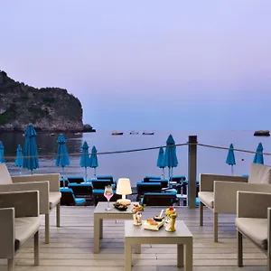 la-plage-resort.sicilyhotelsitaly.net/