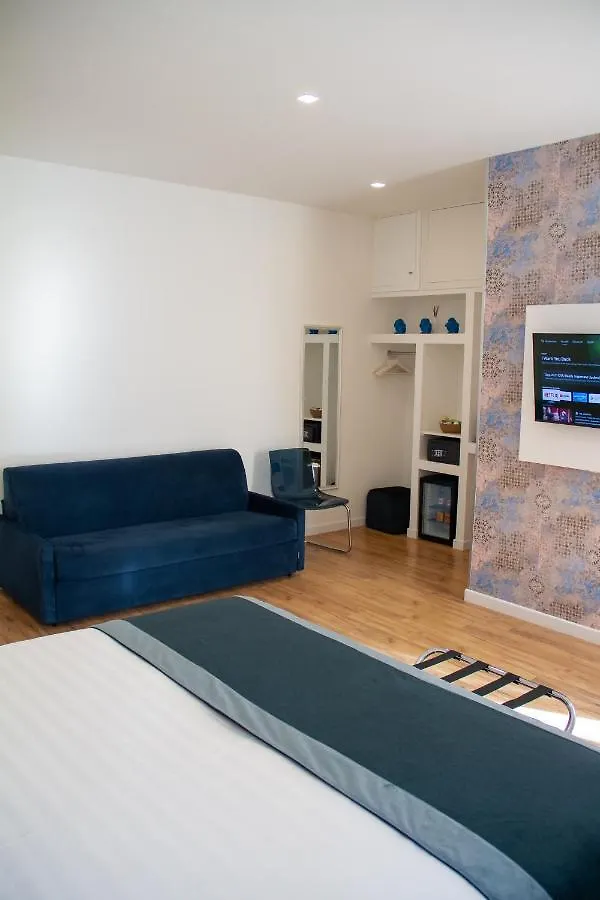 Home At Rome Vatican Suites